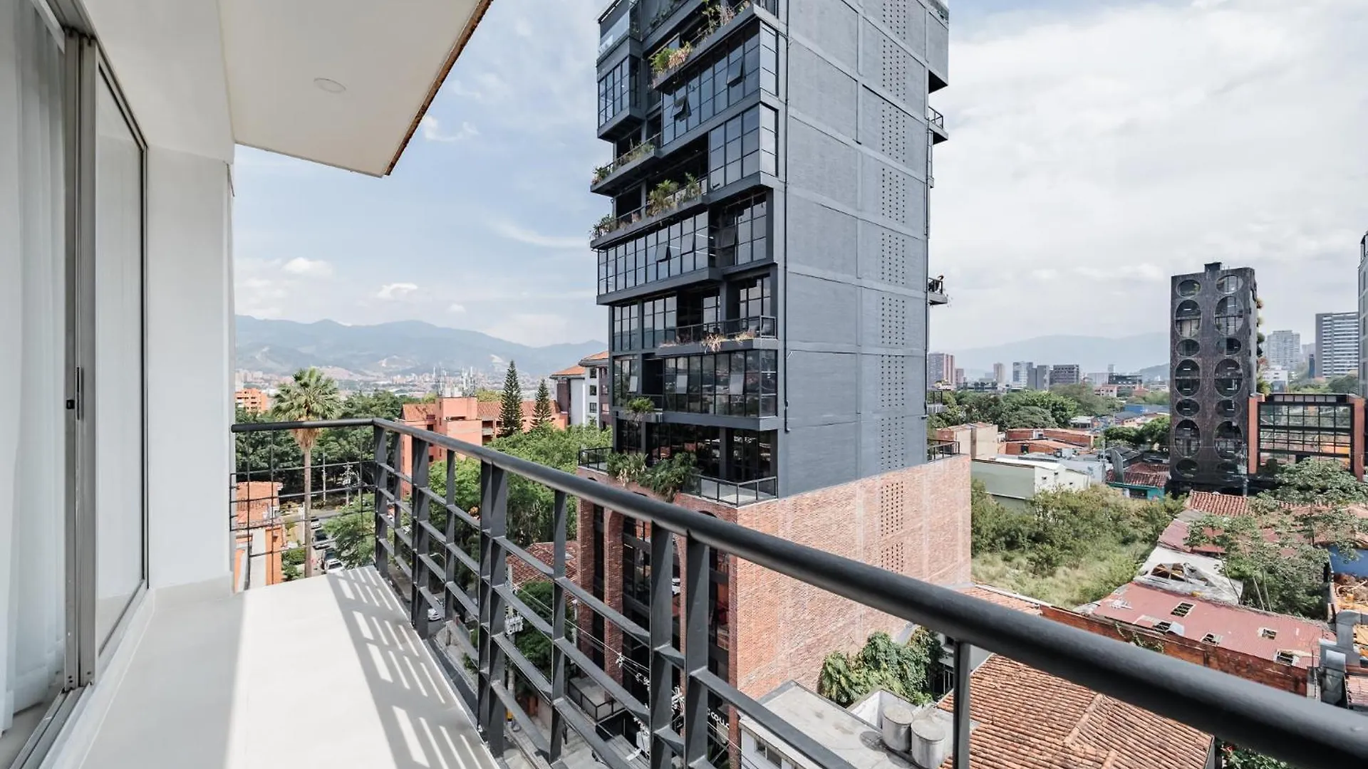 Orange Suites By Vibra Bonita Medellín