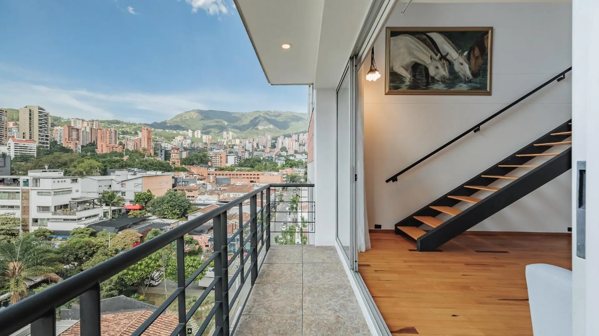Orange Suites By Vibra Bonita Medellín