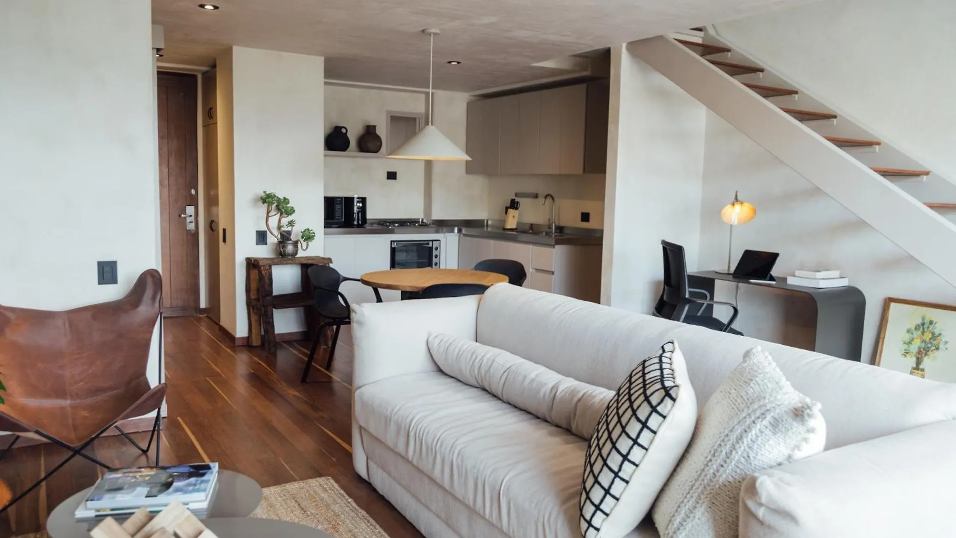 Orange Suites By Vibra Bonita Medellin 0*,  Colombia