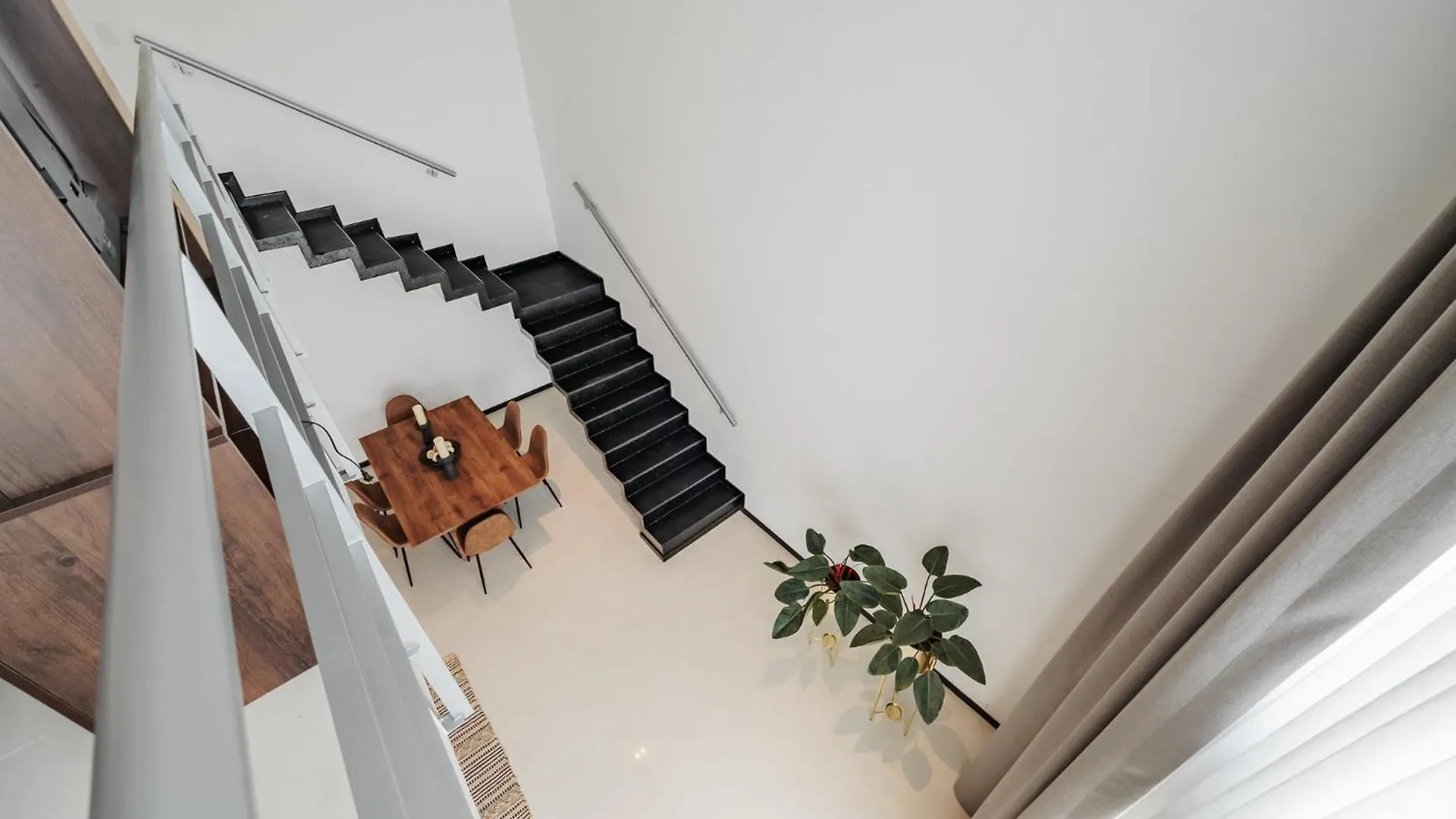 Apartment Orange Suites By Vibra Bonita Medellin Colombia