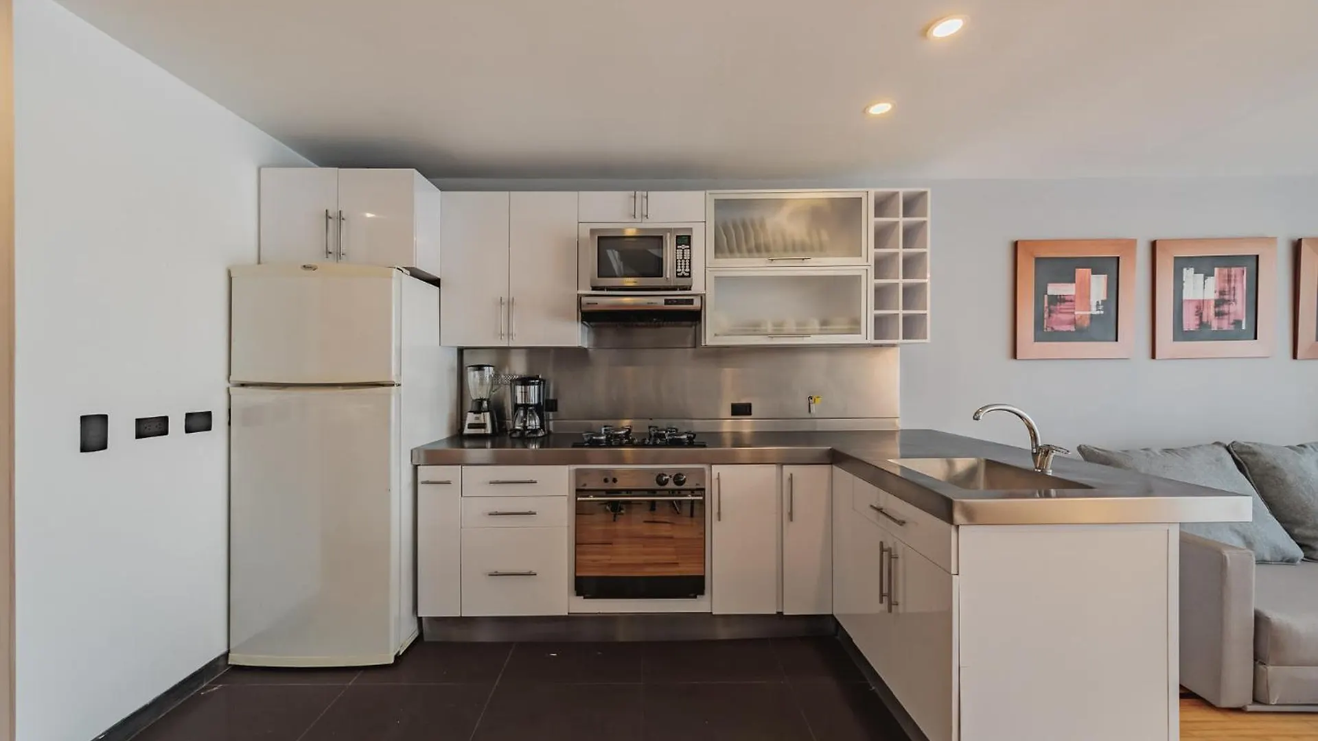 Orange Suites By Vibra Bonita Medellin 0*,