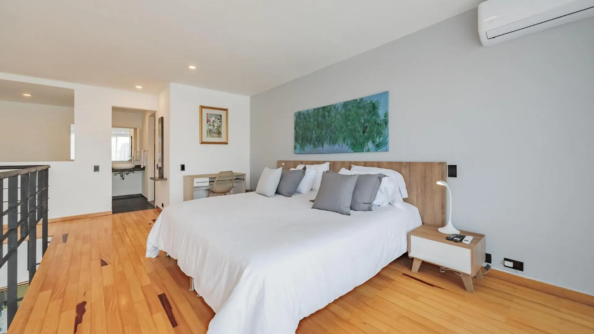 Orange Suites By Vibra Bonita Medellin 0*,